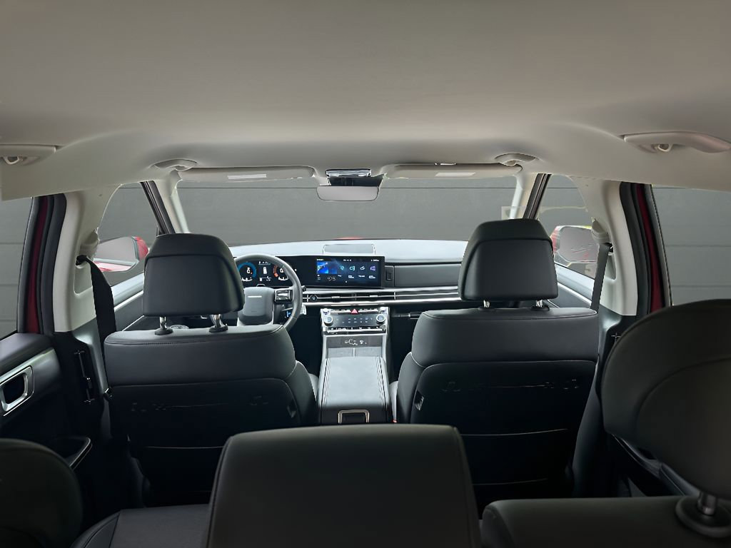 Used 2026 Hyundai Santa Fe SEL FWD image 12