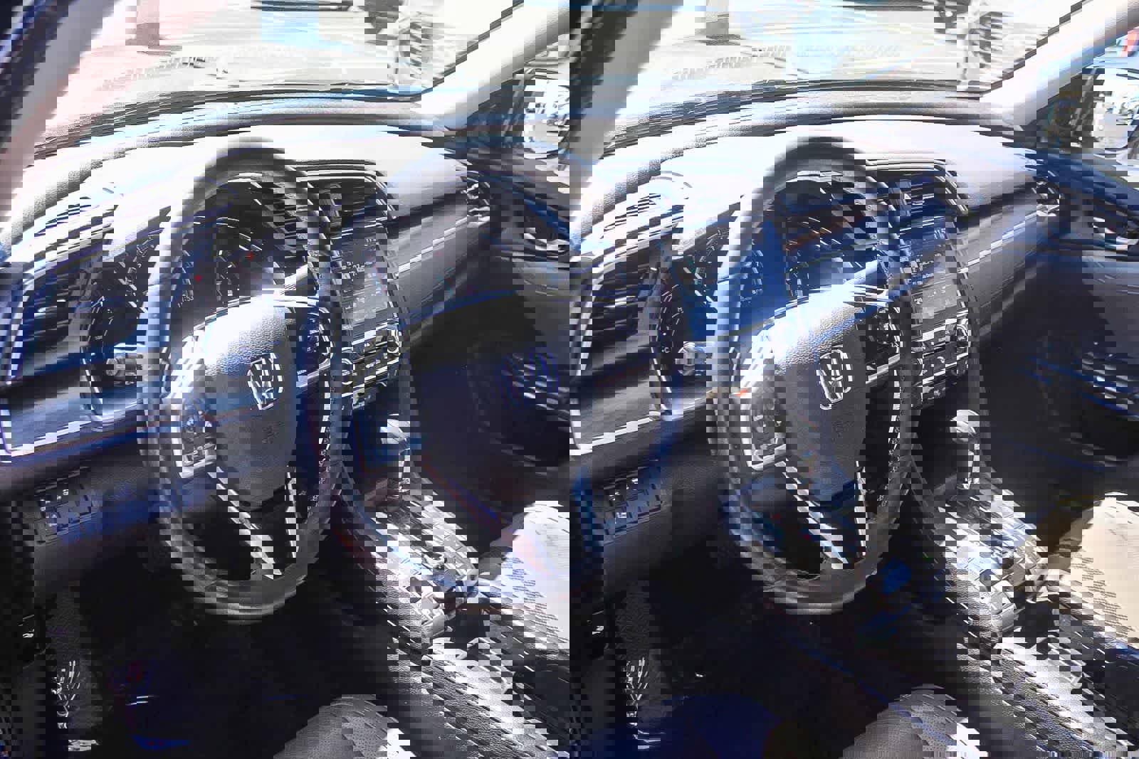 Used 2019 Honda Civic EX-L image 21