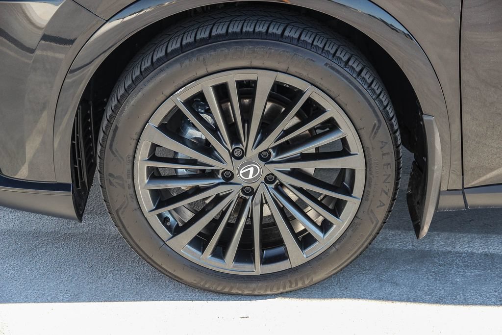 Certified 2025 Lexus RX 350h AWD/4WD image 11