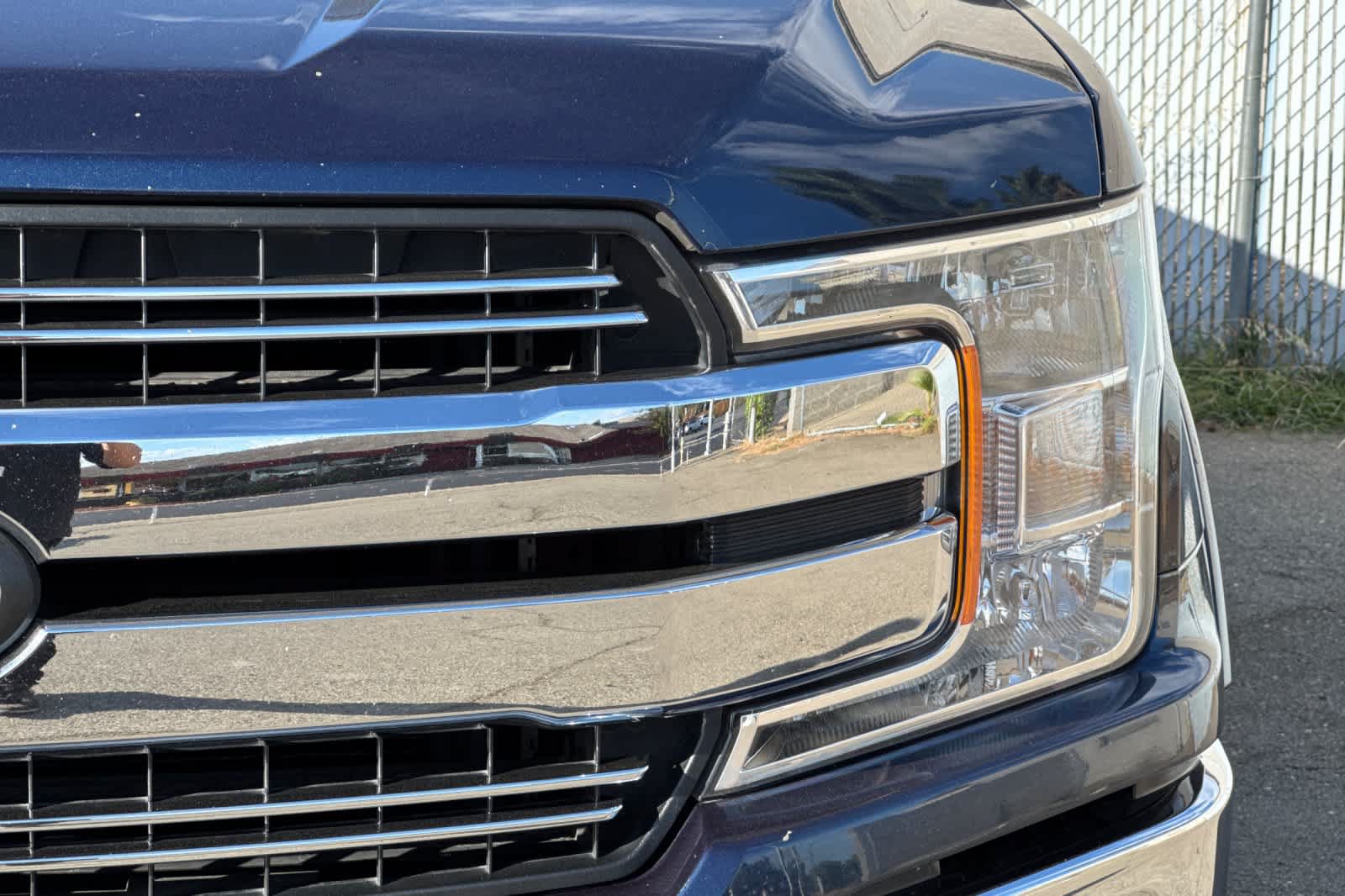 Used 2019 Ford F150 Lariat w/ Equipment Group 501A Mid AWD/4WD image 14