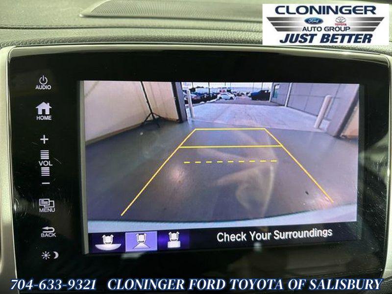 Used 2018 Honda Pilot Touring image 29