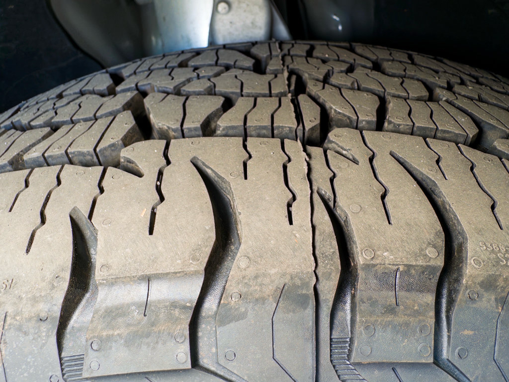 Used 2024 Rivian R1T Adventure Dual AWD/4WD image 32