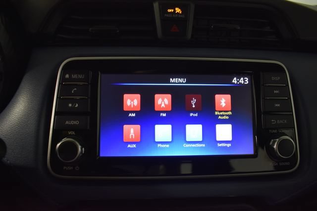 Used 2025 Nissan Versa SV w/ Trunk Package FWD image 18