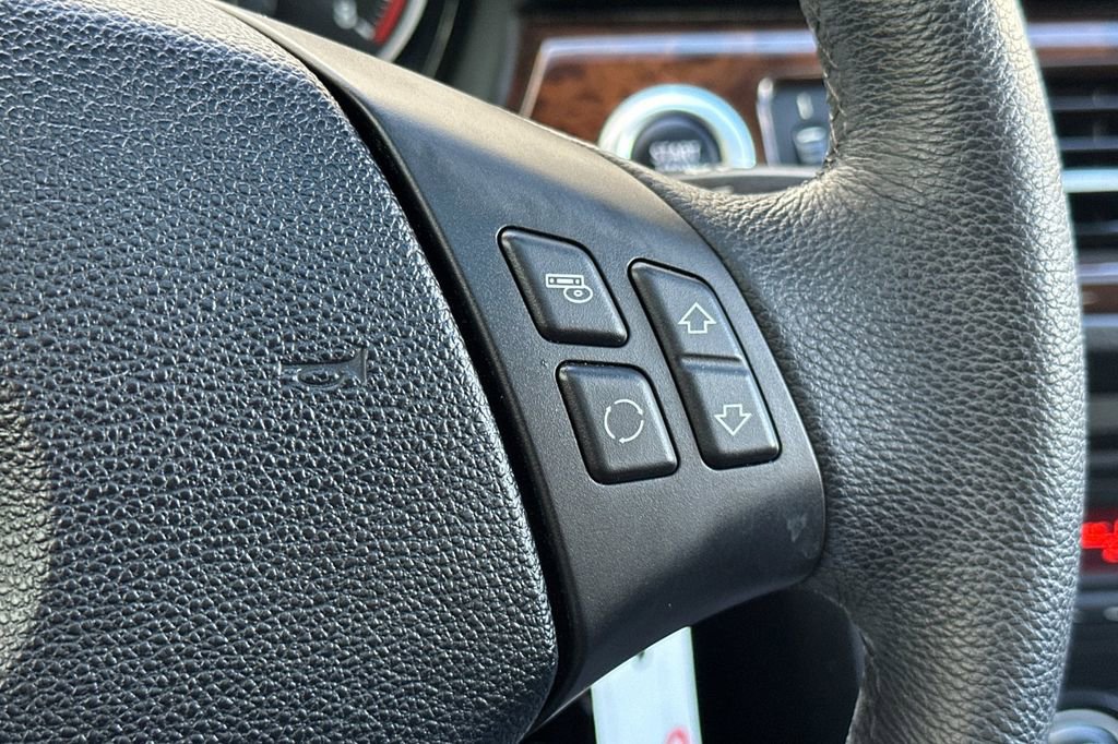 Used 2008 BMW 335i Sedan RWD image 25