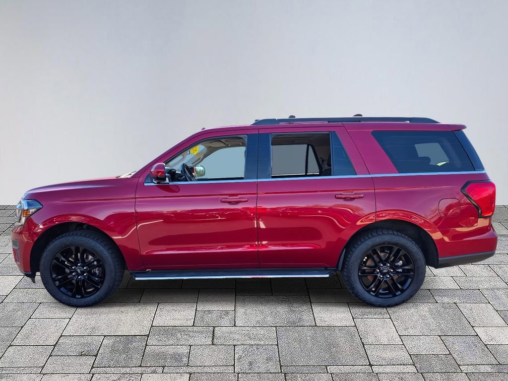 Used 2022 Ford Expedition XLT image 4