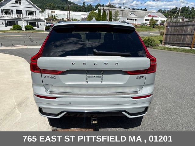 Used 2025 Volvo XC60 B5 Ultra w/ Protection Package Premier AWD/4WD image 7