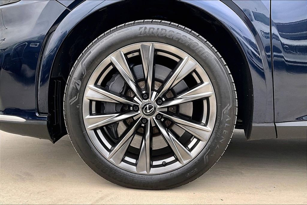 Used 2023 Lexus RX 350 F Sport w/ Accessory Package image 11