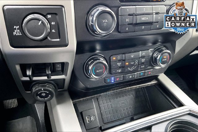 Used 2021 Ford F350 Lariat w/ Lariat Ultimate Package AWD/4WD image 34