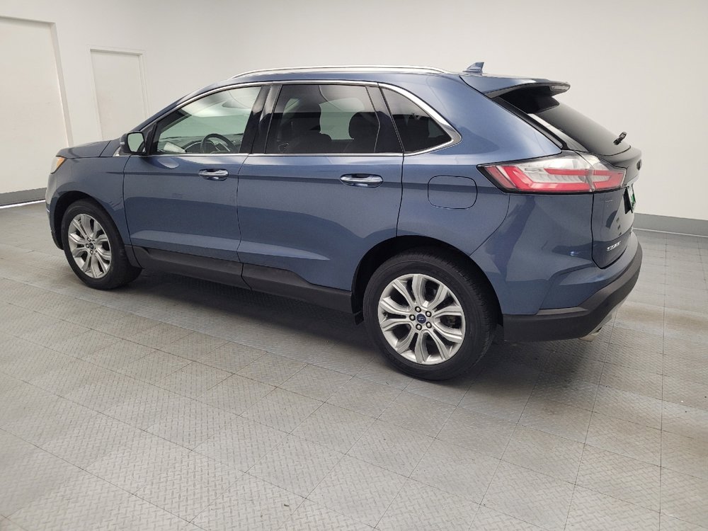 Used 2019 Ford Edge Titanium image 3