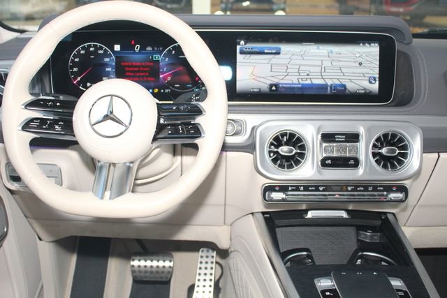 Used 2025 Mercedes-Benz G 550 image 4