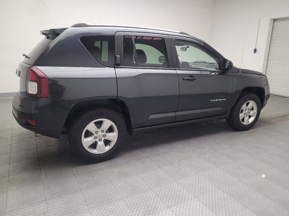 Used 2015 Jeep Compass Sport image 10