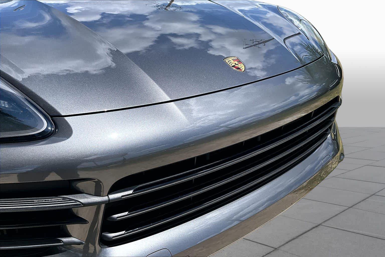 Used 2019 Porsche Cayenne AWD/4WD image 30