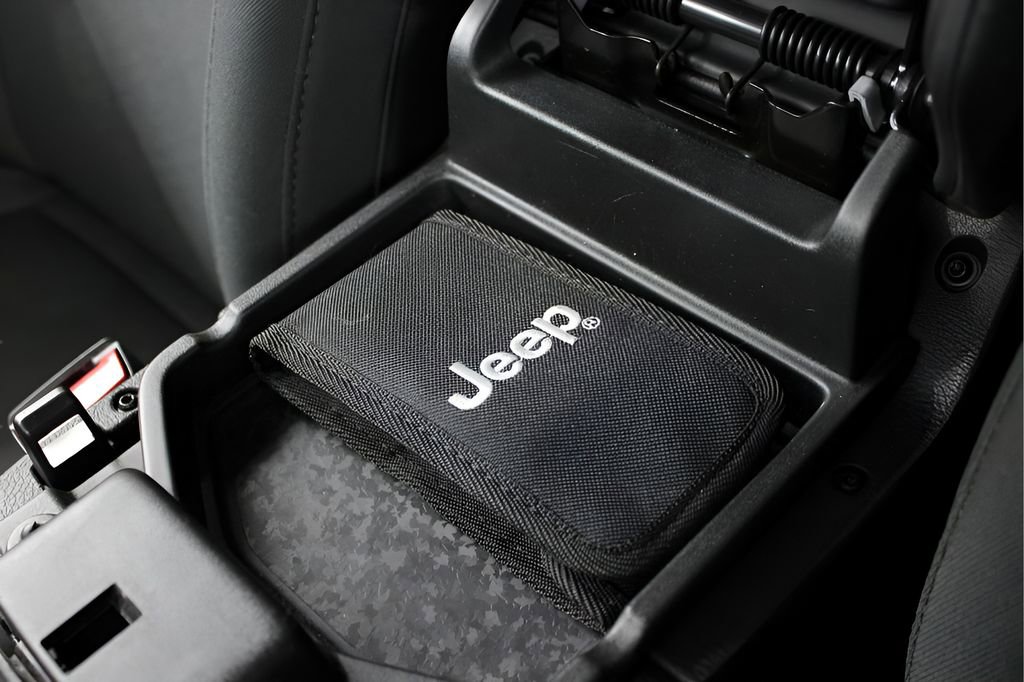 Used 2022 Jeep Wrangler Unlimited Sport AWD/4WD image 32