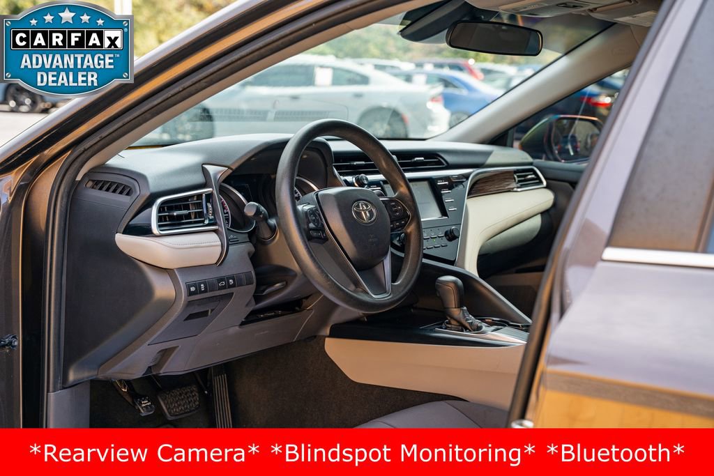 Used 2018 Toyota Camry LE image 14