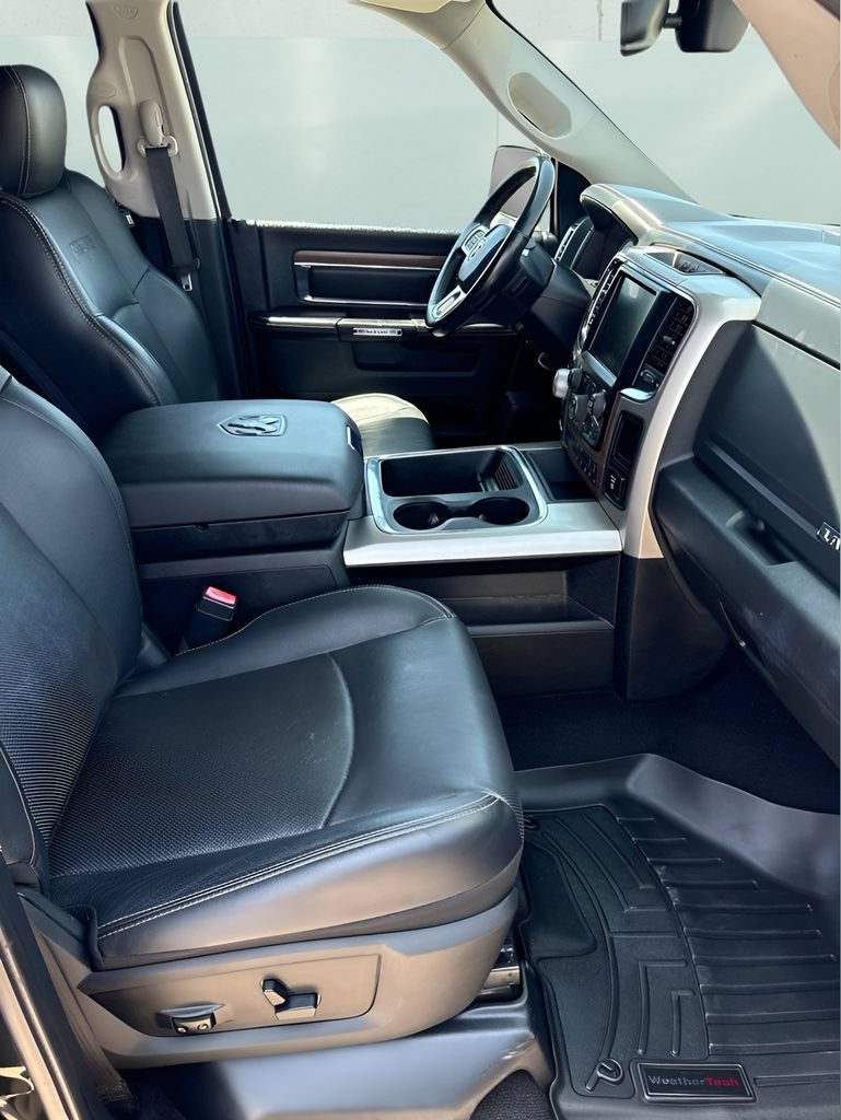 Used 2017 RAM 1500 Laramie w/ Convenience Group AWD/4WD image 19