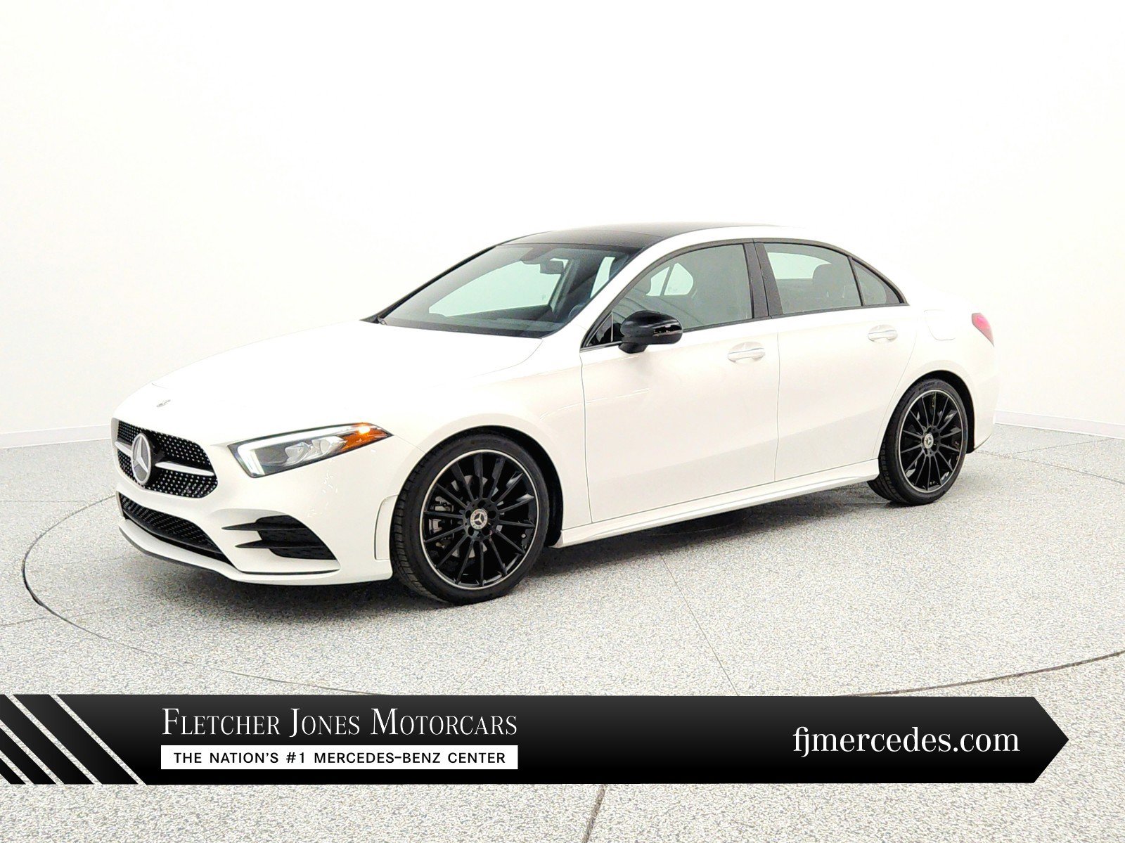 Used 2022 Mercedes-Benz A 220 image 1