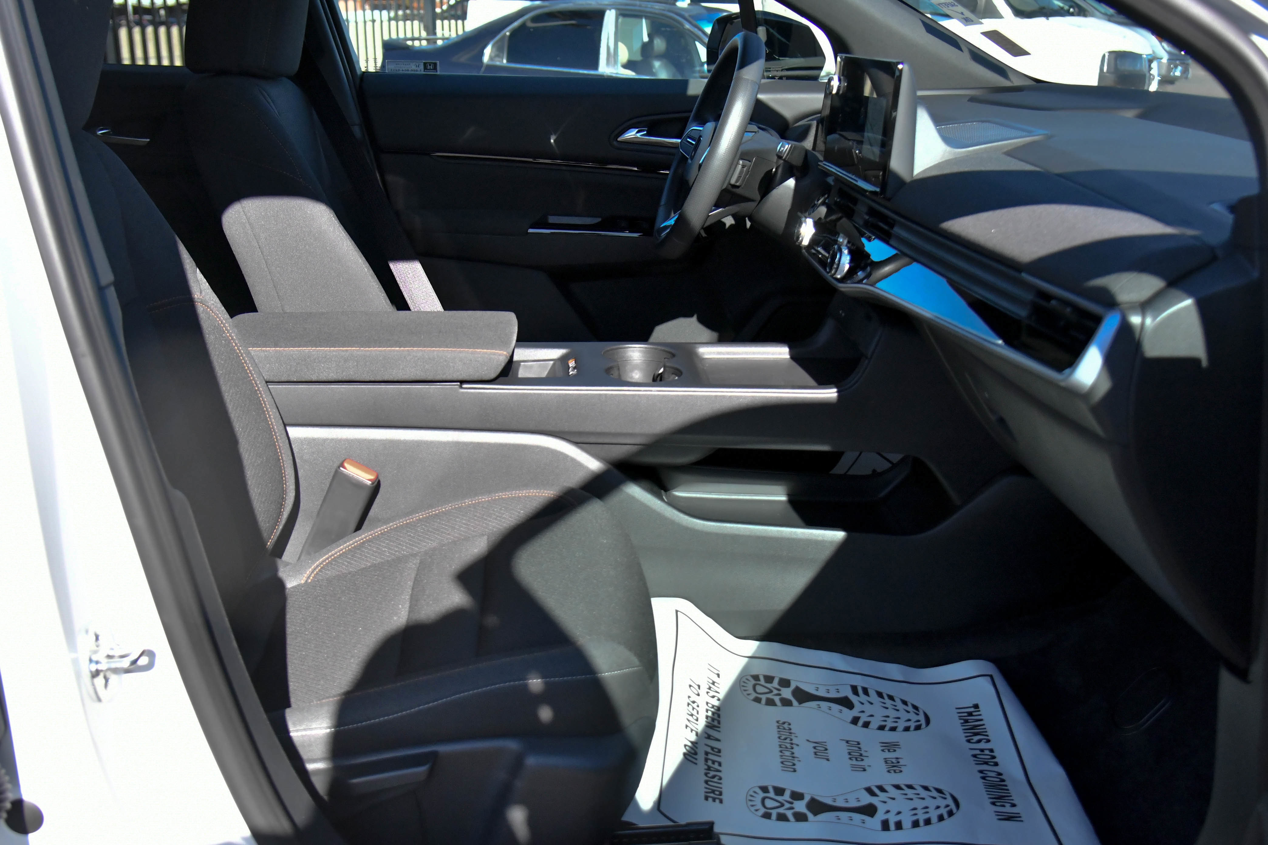 Used 2024 Honda Prologue EX image 46