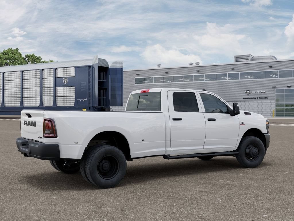 New 2026 RAM 3500 Tradesman AWD/4WD image 4