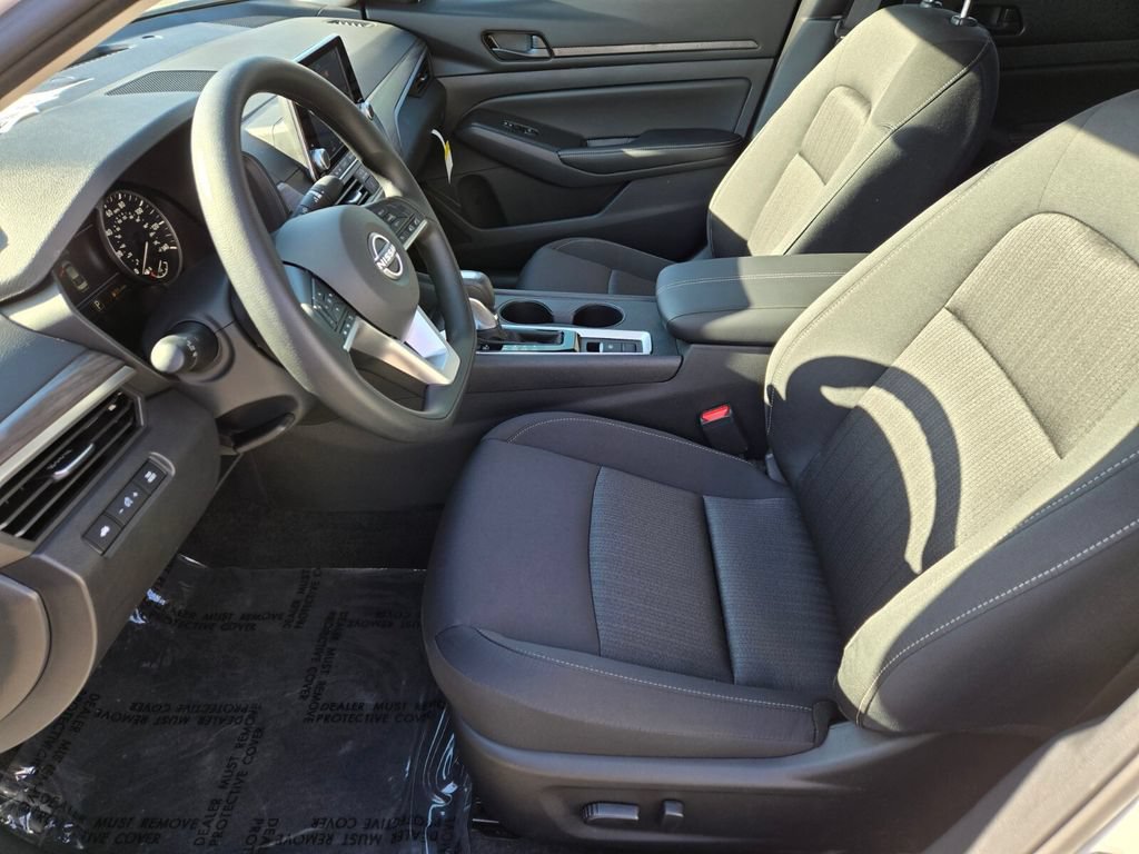 New 2026 Nissan Altima 2.5 SV AWD/4WD image 6