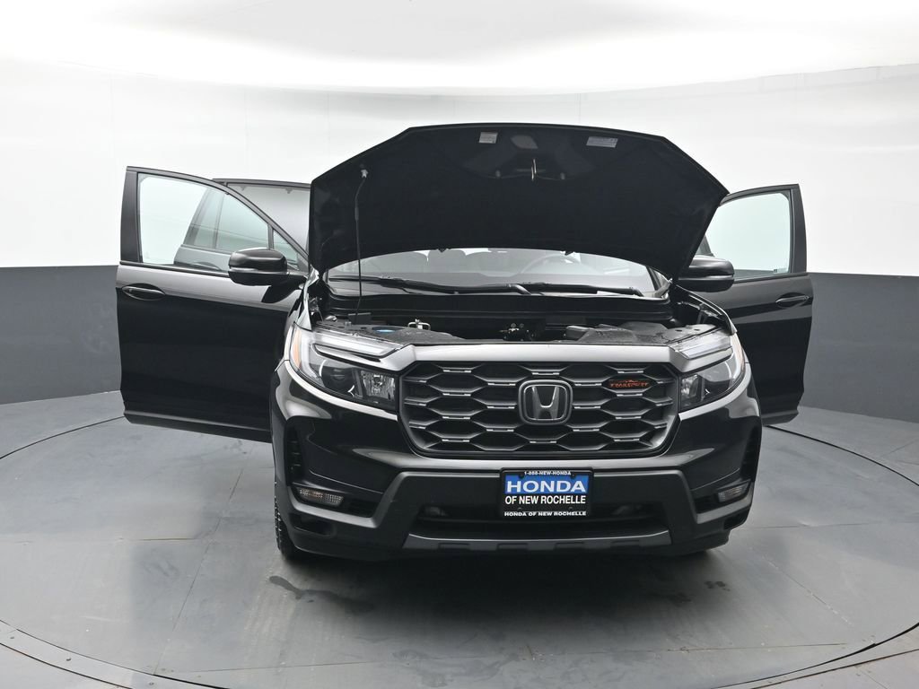 Certified 2023 Honda Passport TrailSport image 53