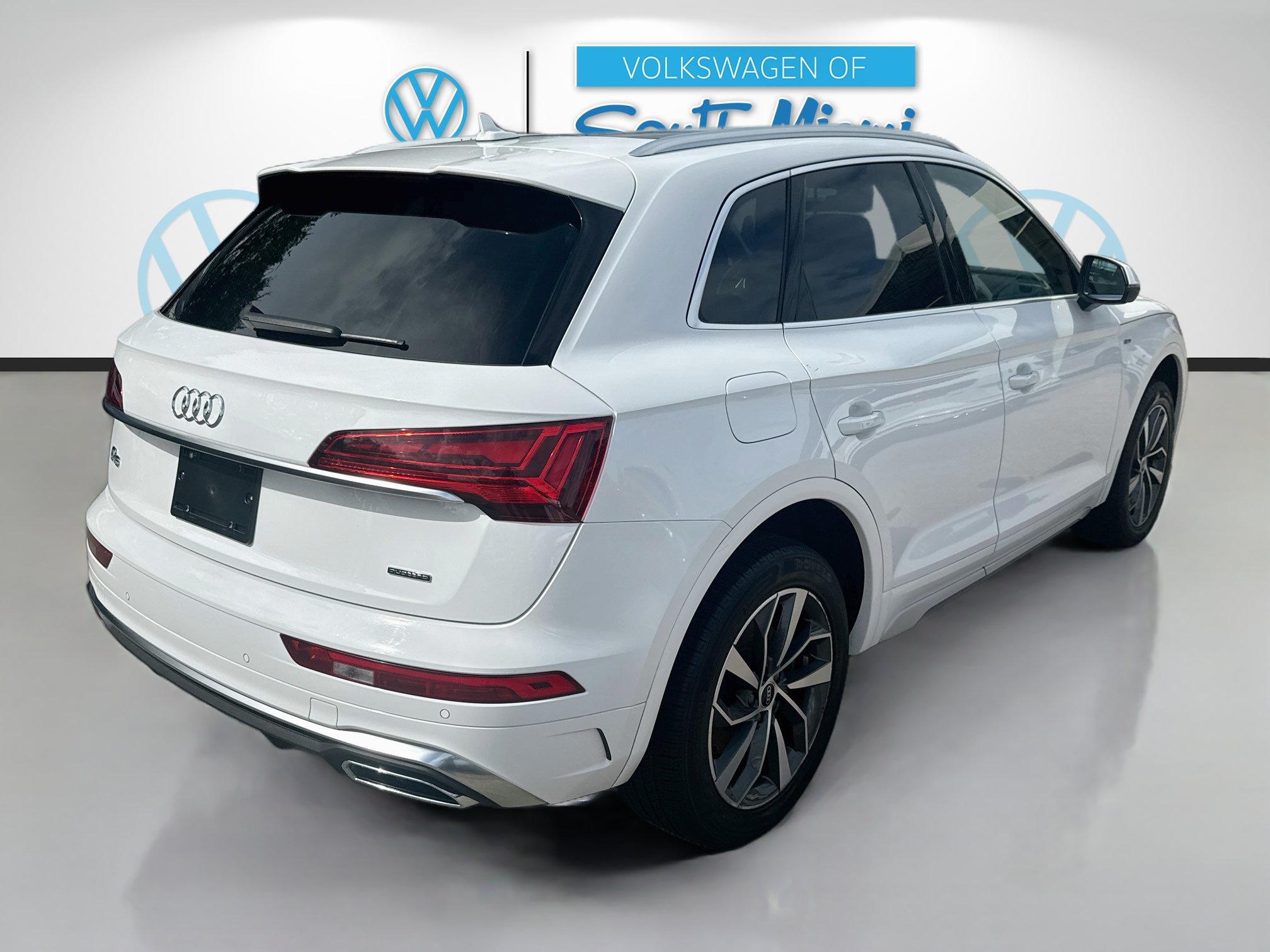 Used 2023 Audi Q5 2.0T Premium Plus AWD/4WD image 7