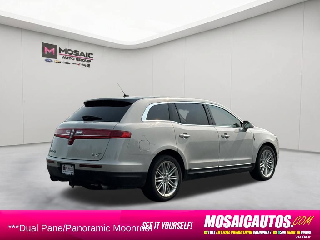 Used 2019 Lincoln MKT AWD image 7