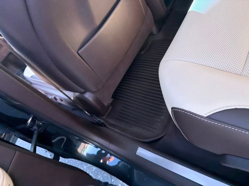 Used 2019 Lexus RX 350 AWD w/ Navigation Package image 38