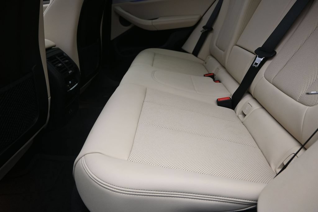 Certified 2024 BMW X3 sDrive30i w/ Premium Package RWD image 16