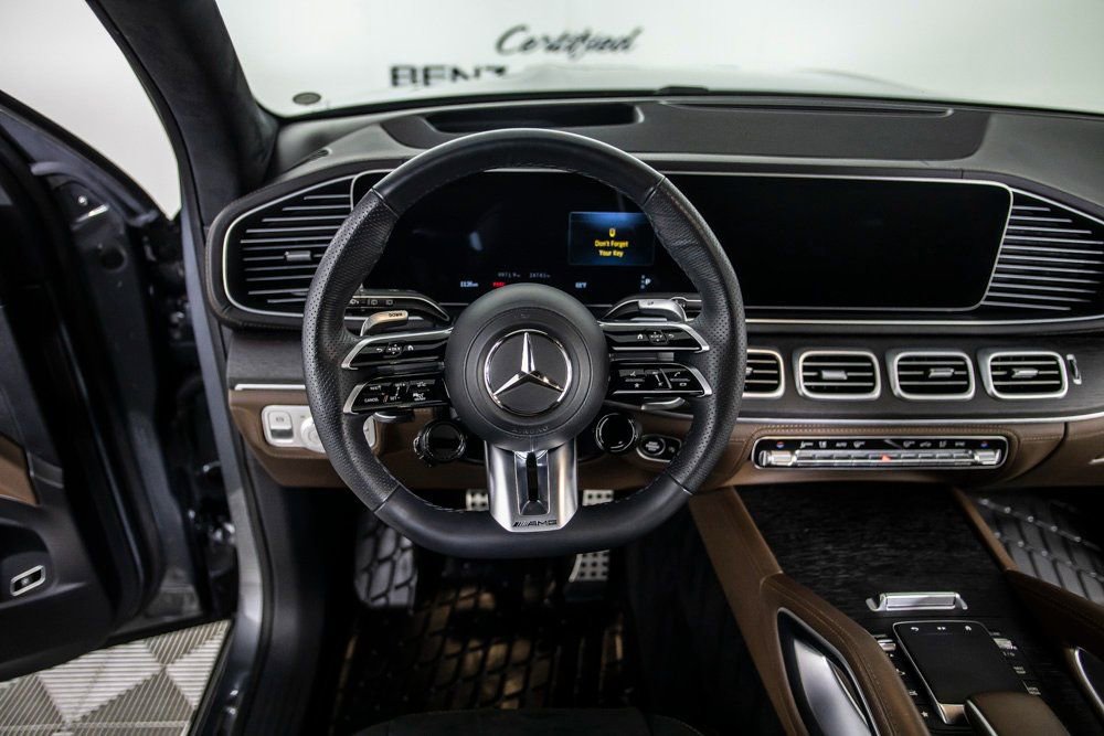 Used 2024 Mercedes-Benz GLS 63 AMG GLS 63 AMG image 27