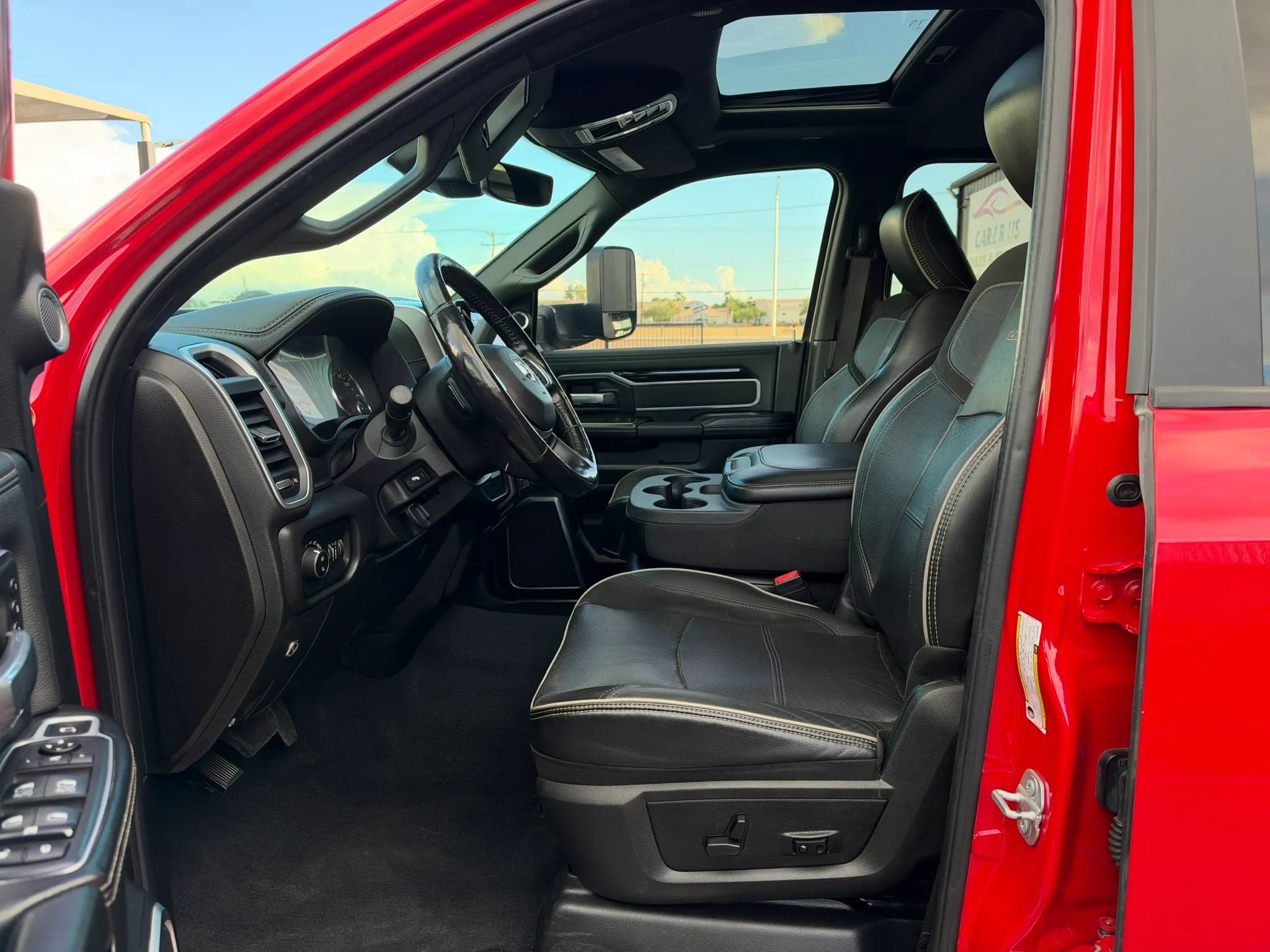 Used 2020 RAM 3500 Laramie AWD/4WD image 9