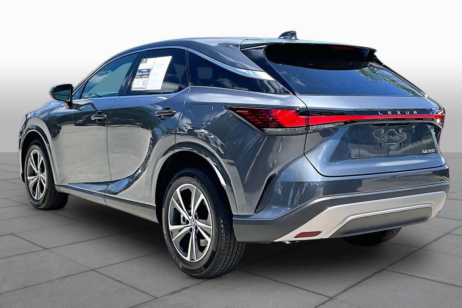 Used 2025 Lexus RX 350 FWD w/ Technology Package image 12