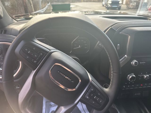 Used 2023 GMC Sierra 2500 Denali w/ Denali Ultimate Package image 10