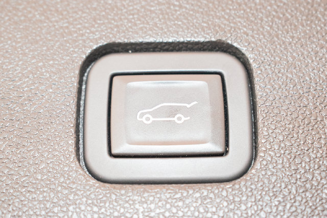 Used 2024 Cadillac XT6 Sport AWD/4WD image 17