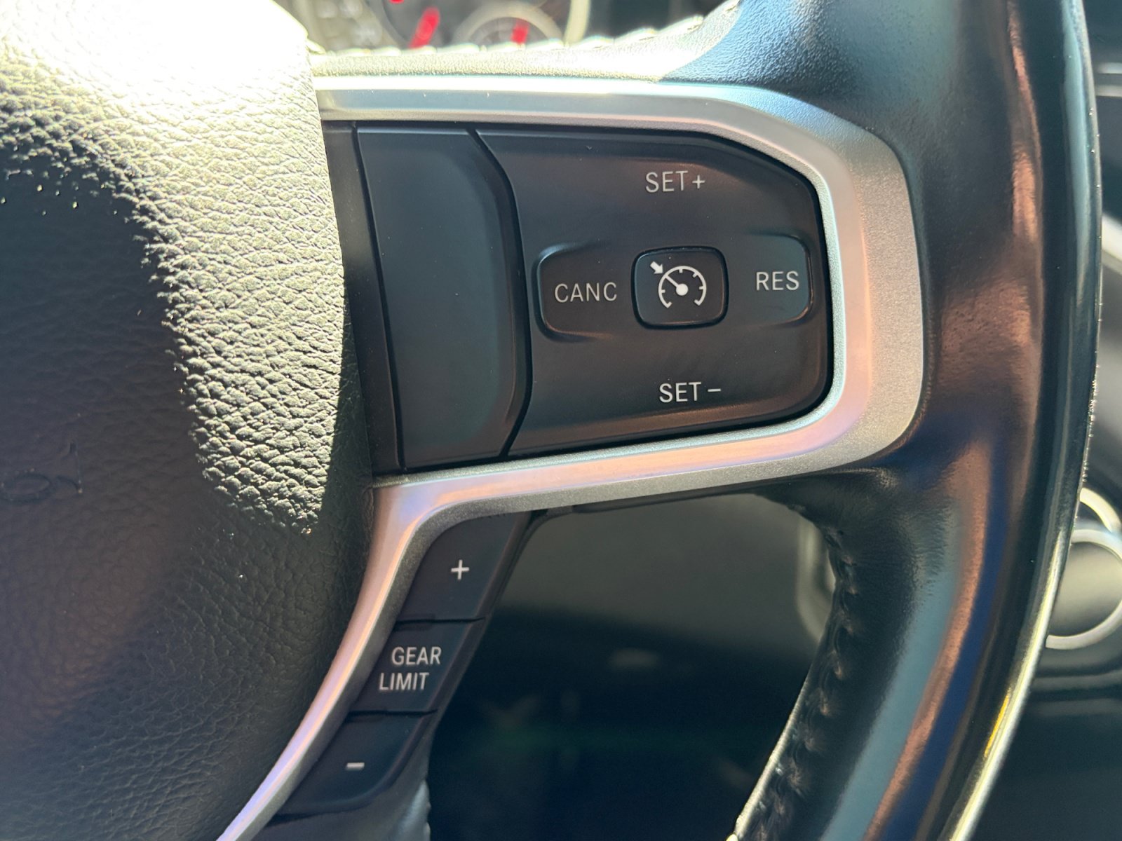 Used 2022 RAM 1500 Big Horn AWD/4WD image 18