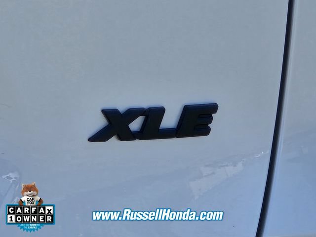 Used 2025 Toyota RAV4 XLE Premium FWD image 11