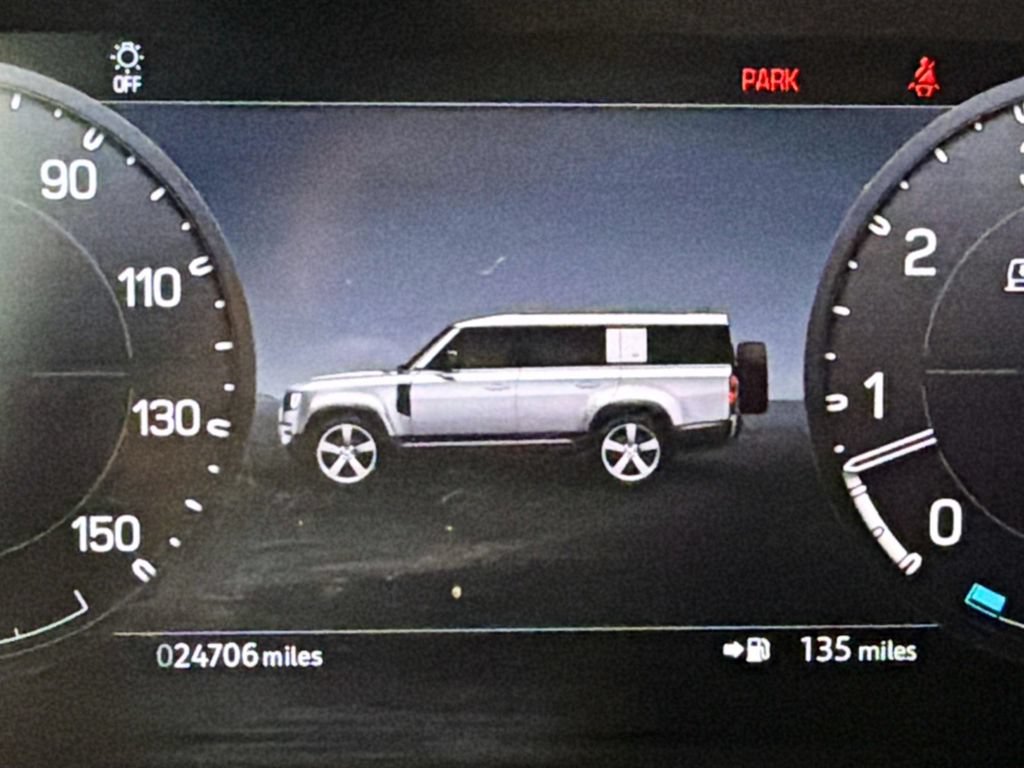 Certified 2023 Land Rover Defender 130 SE AWD/4WD image 12