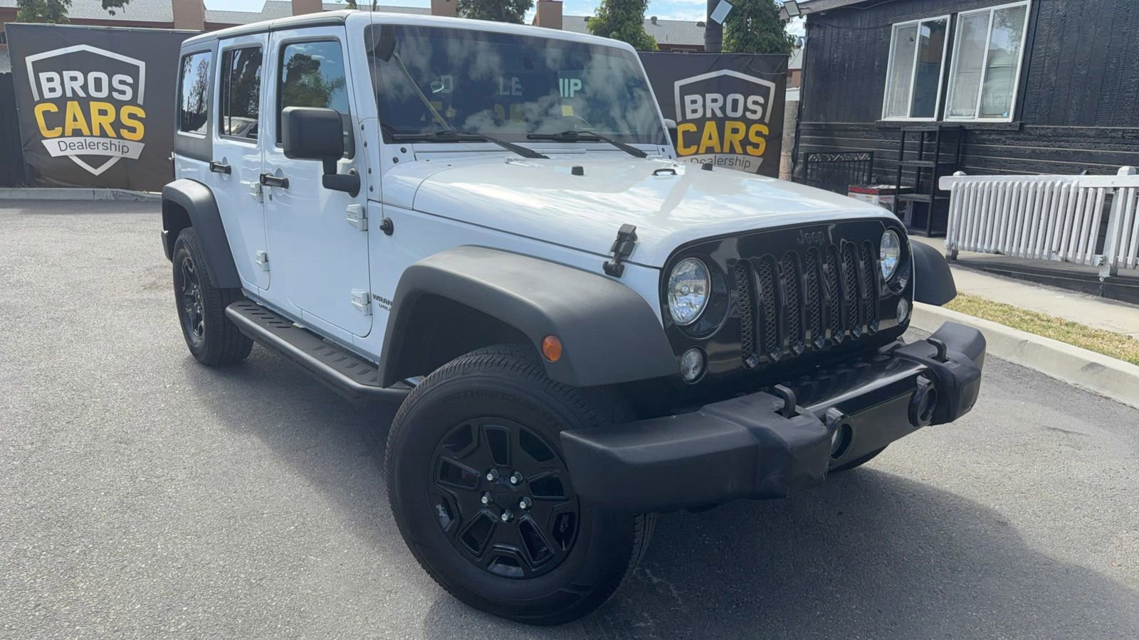 Used 2016 Jeep Wrangler Unlimited Sport AWD/4WD image 2