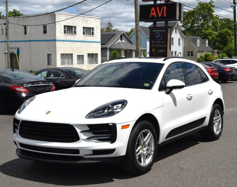 Used 2019 Porsche Macan AWD/4WD image 4