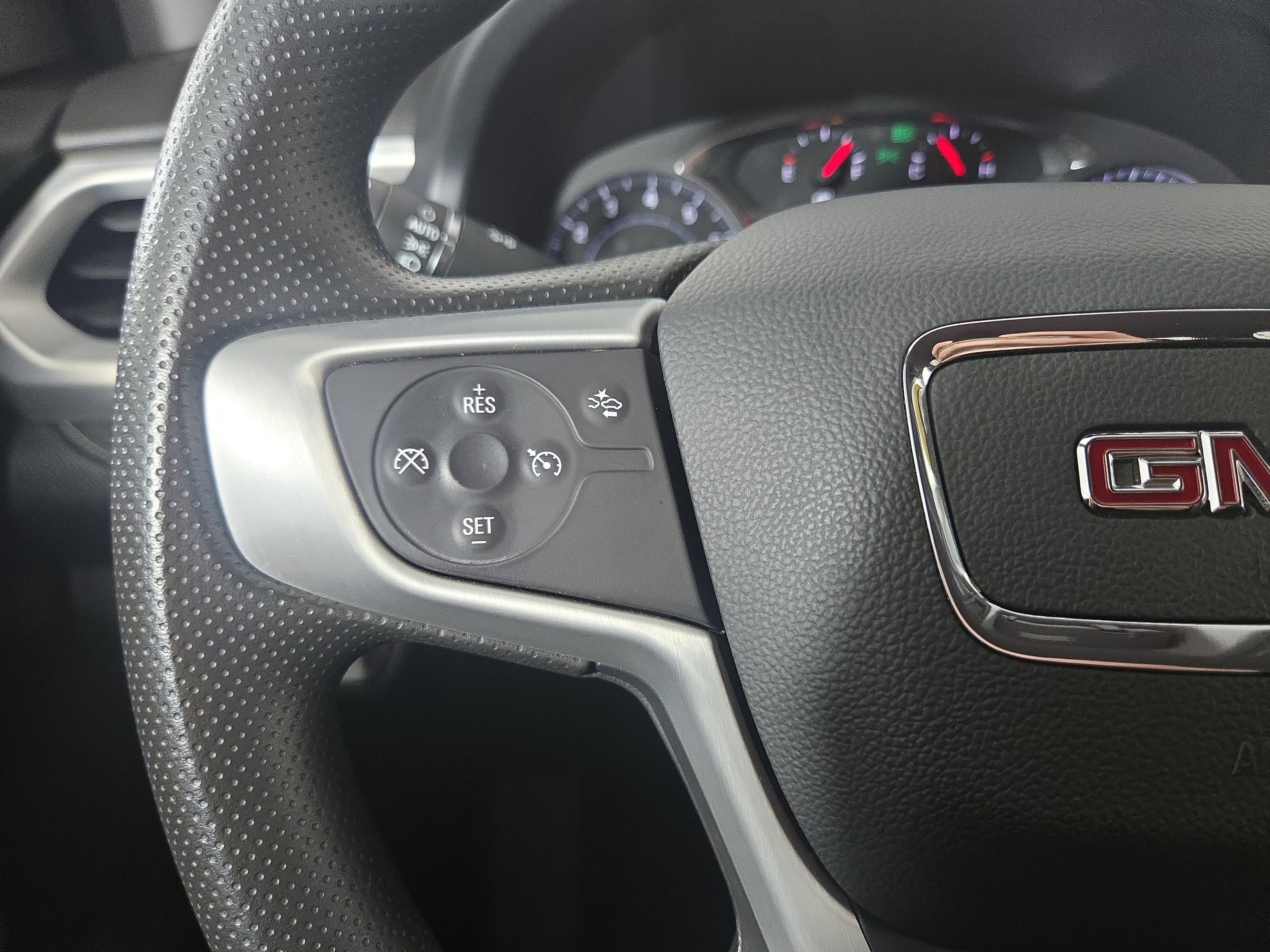 Certified 2023 GMC Acadia SLE w/ LPO, Cargo Package image 16