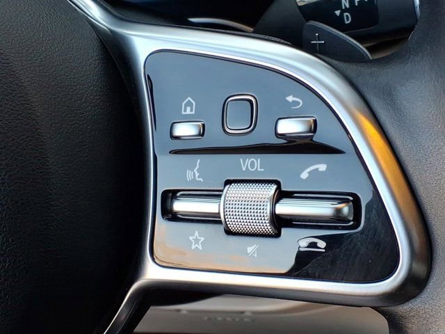 Certified 2021 Mercedes-Benz GLC 300 image 10