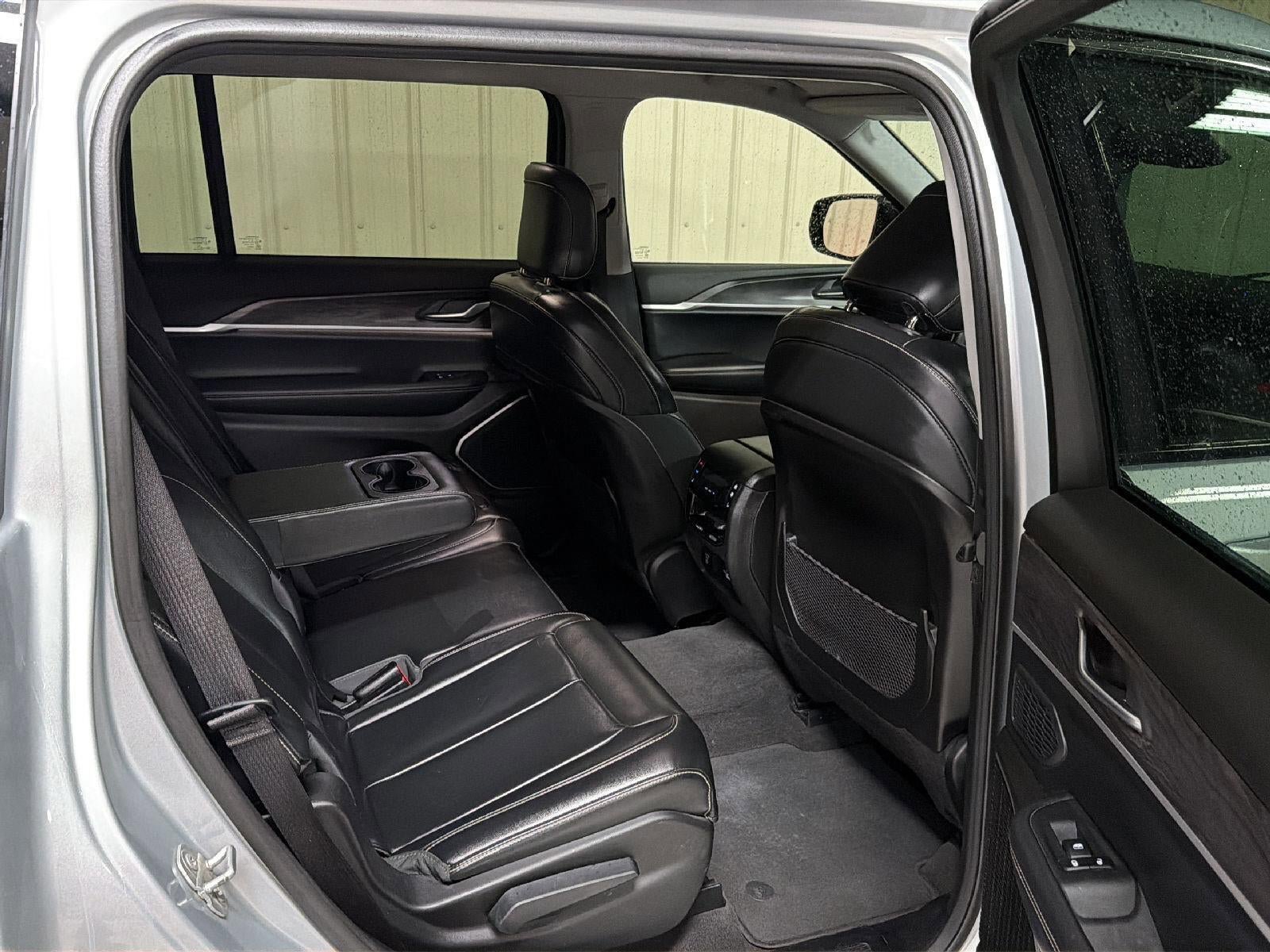Used 2021 Jeep Grand Cherokee L Limited image 12