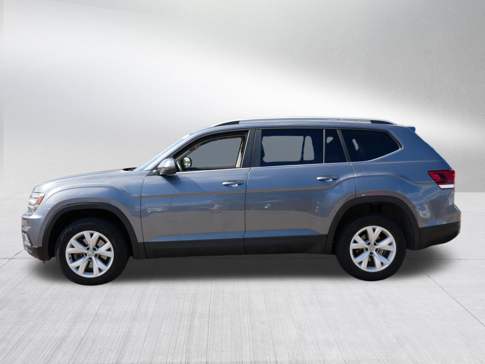 Used 2019 Volkswagen Atlas S w/ Towing Package AWD/4WD image 4