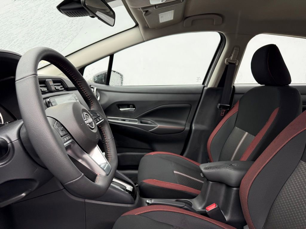 New 2025 Nissan Versa SR w/ Trunk Package FWD image 14