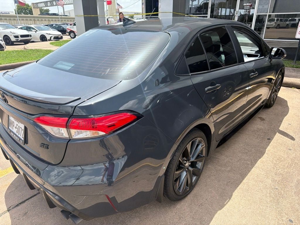Used 2025 Toyota Corolla SE FWD image 4