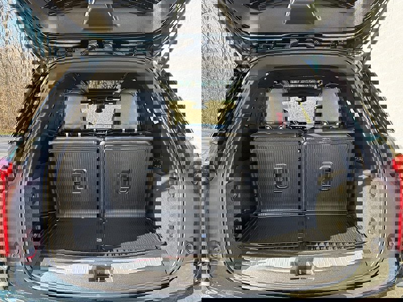 Used 2024 Cadillac XT6 Premium Luxury image 31