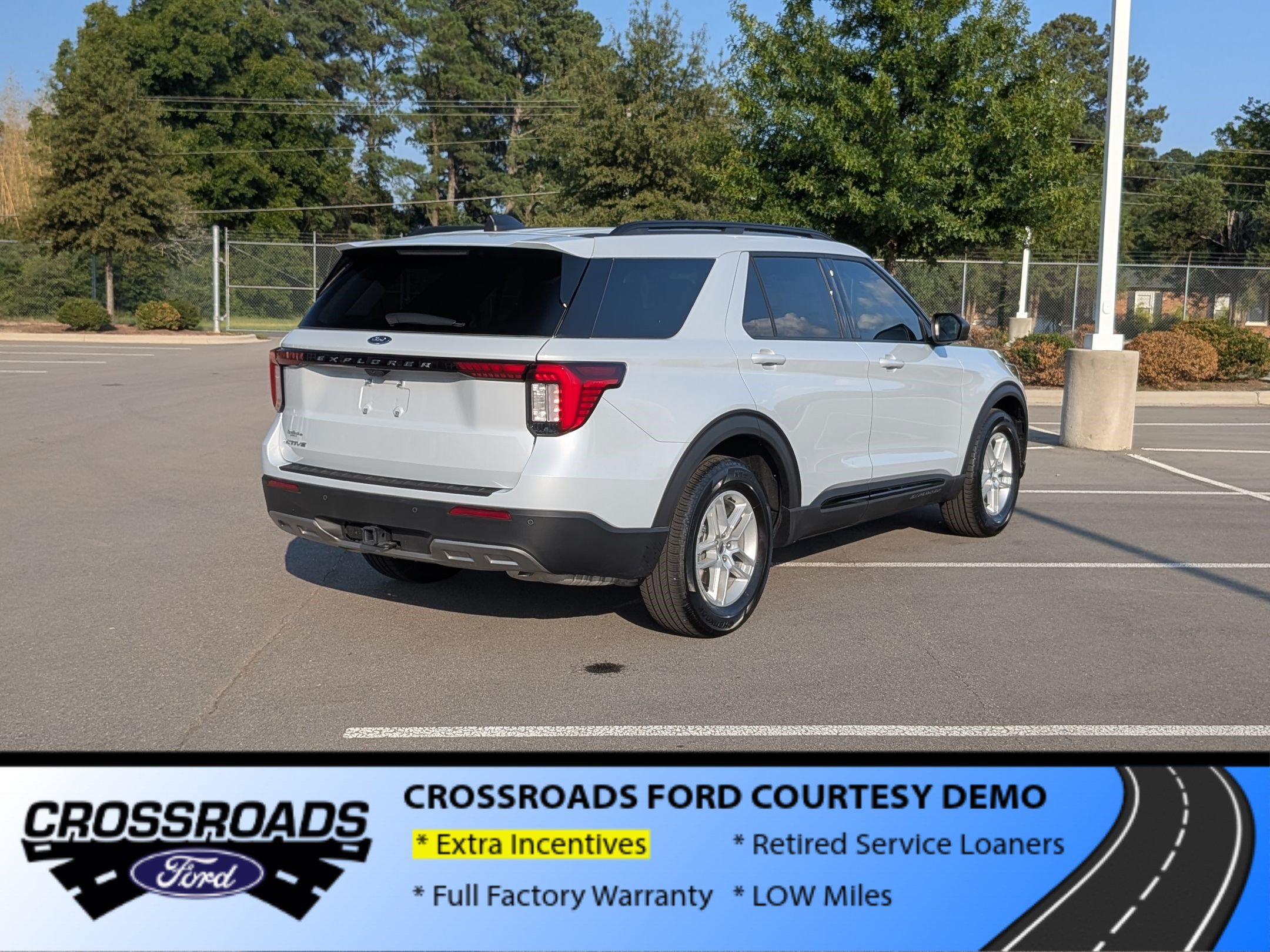 New 2026 Ford Explorer Active w/ Active Comfort Package RWD image 4