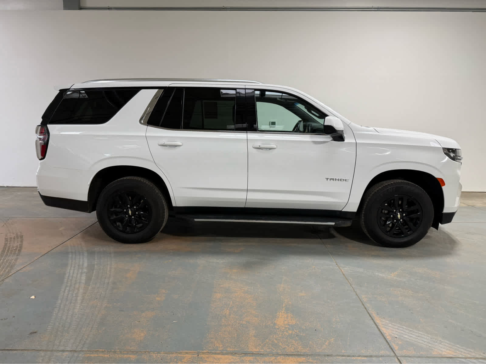 Certified 2023 Chevrolet Tahoe LT AWD/4WD image 6