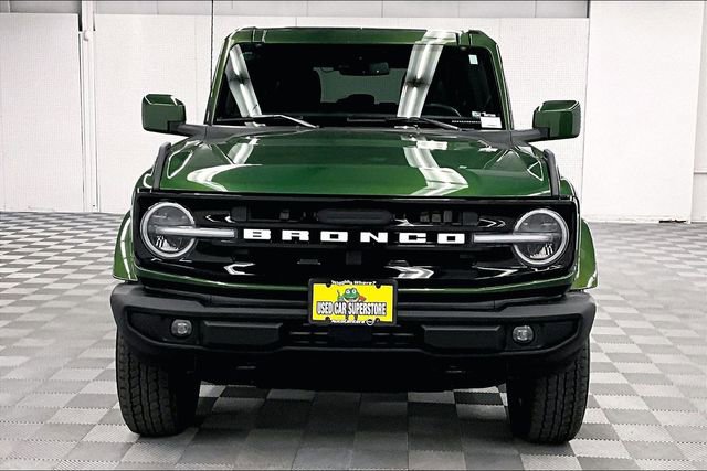 Used 2025 Ford Bronco Outer Banks image 4