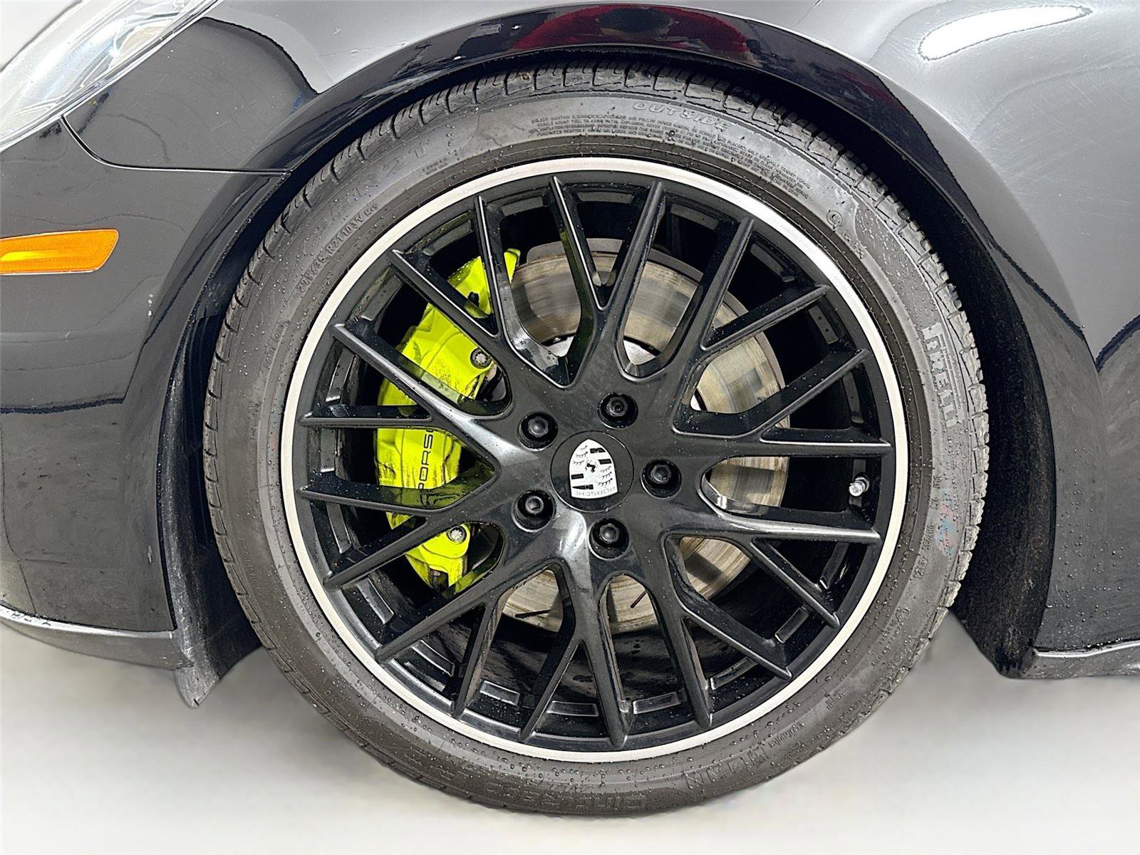 Used 2019 Porsche Panamera 4 w/ Premium Package image 13