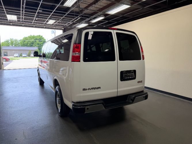 Used 2025 GMC Savana 3500 LT w/ LT Preferred Equipment Group RWD image 4